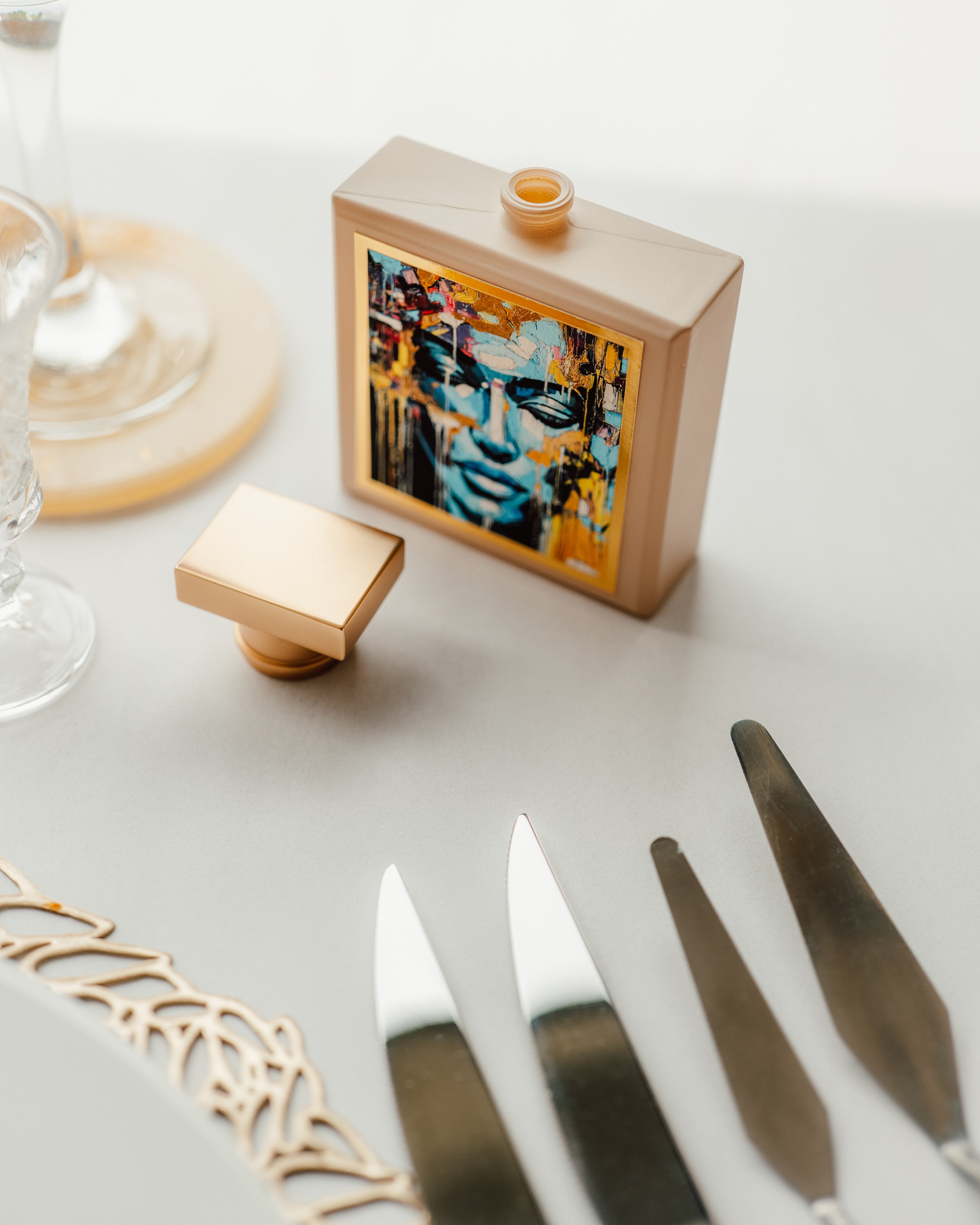 Frontview of our luxury perfume the Architect of Dreams